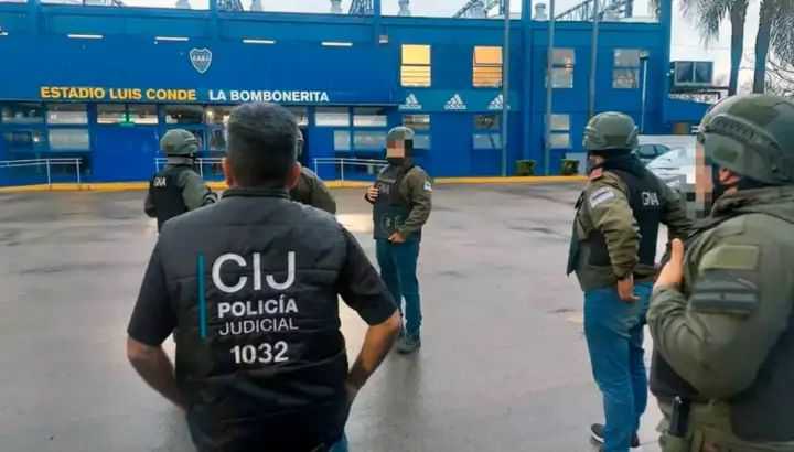 La dirigencia de Boca explotó tras el allanamiento a la Bombonera