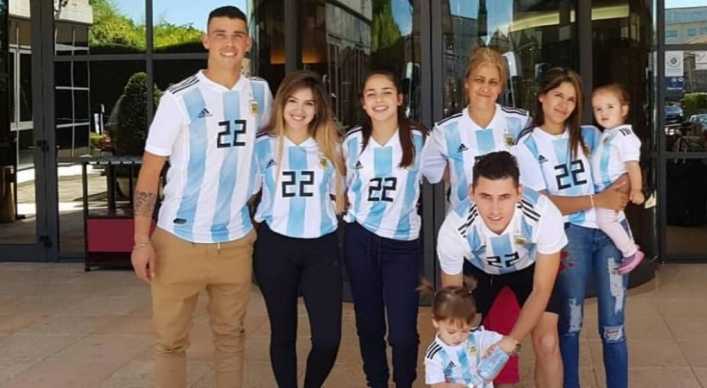 La familia de Pavón viajó a Rusia para alentar a Kichán