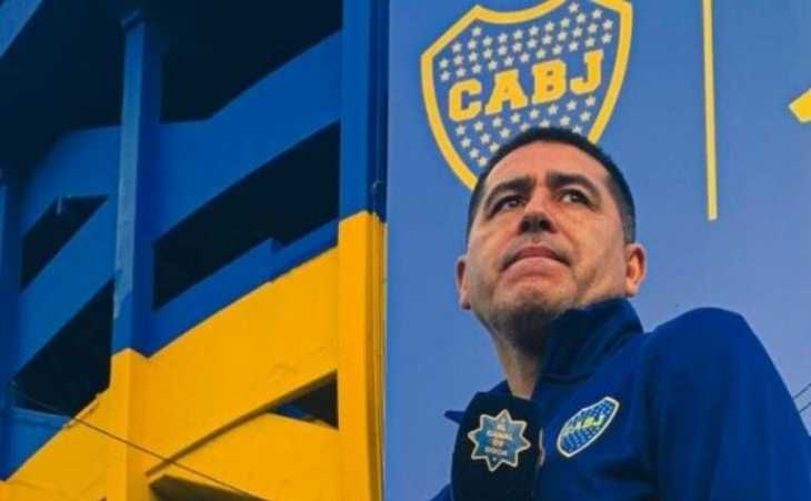 La foto familiar de Juan Román Riquelme para arrancar su primer año como presidente de Boca
