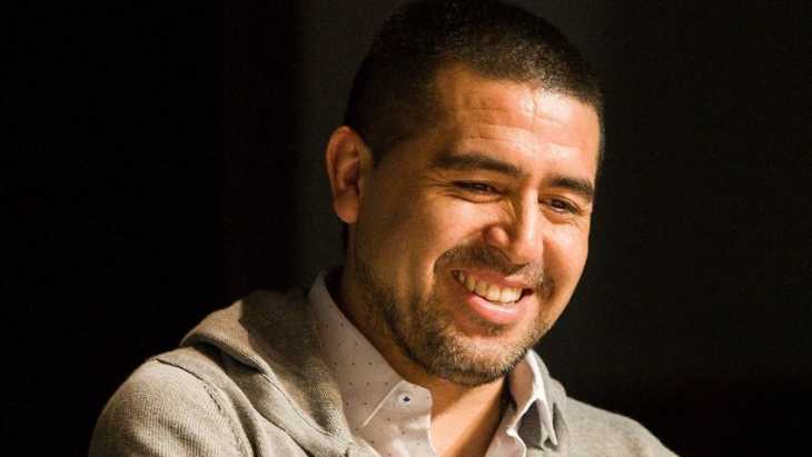 La joya del fútbol argentino que tuvo una seductora charla con Juan Román Riquelme