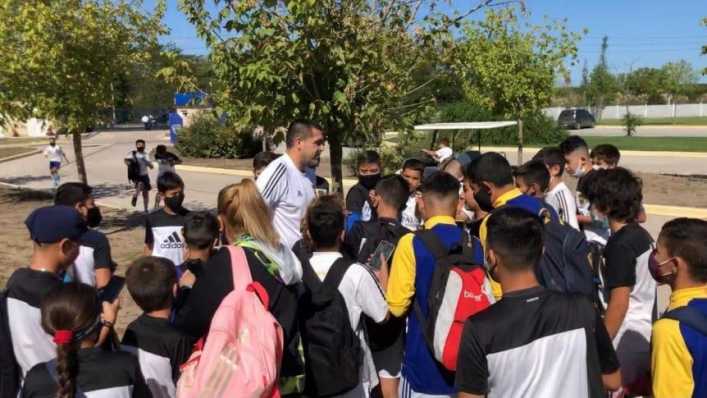 La locura de los más chiquitos de Boca por Riquelme