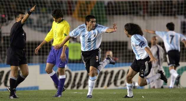 La noche que el Monumental ovacionó a Riquelme