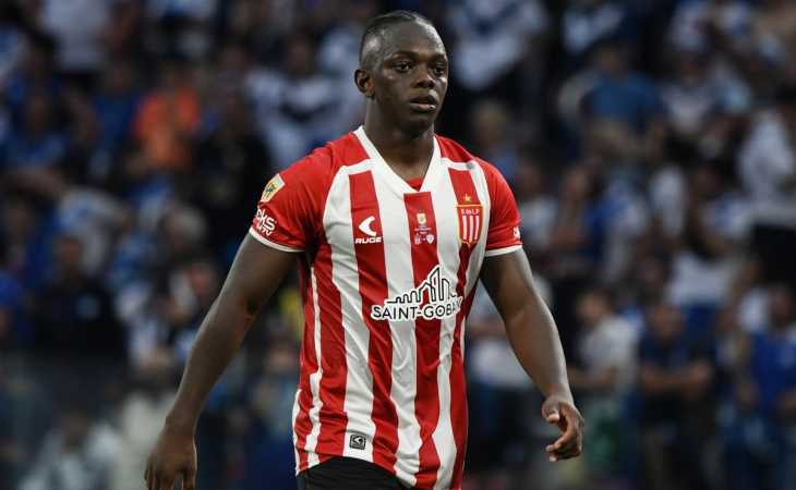 La nueva e inesperada oferta de Boca por Edwuin Cetré tras el problema médico