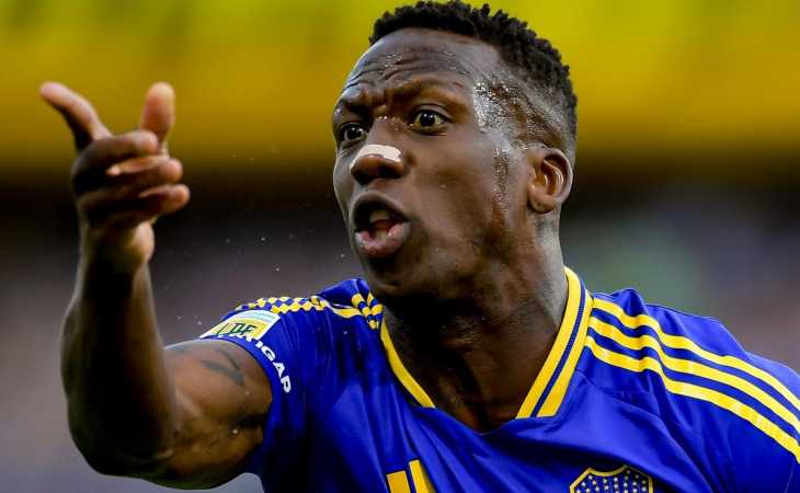 La postura de Boca ante los rumores de una posible salida de Luis Advíncula