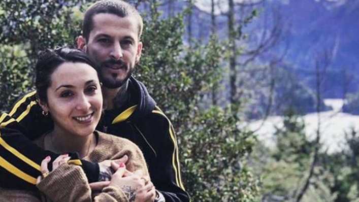 La romántica escapada de Pipa Benedetto y su esposa a Bariloche