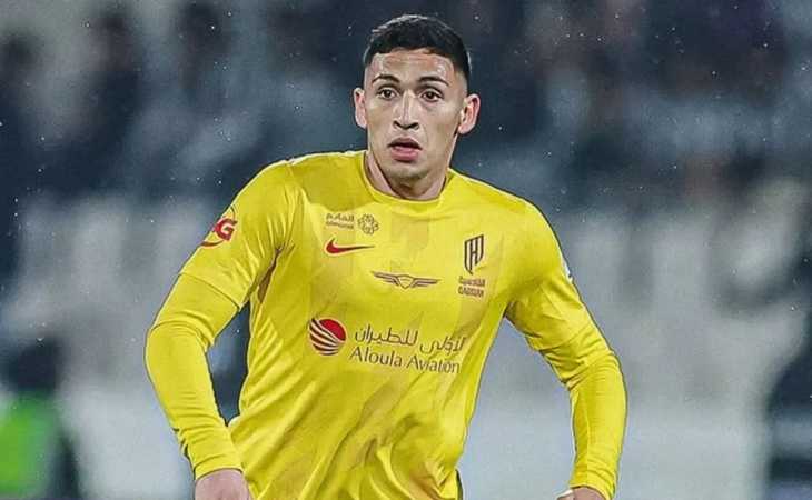 La sorpresiva bandera sobre Boca que llevó la familia de Ezequiel Fernández a un partido del Al-Qadisiyah