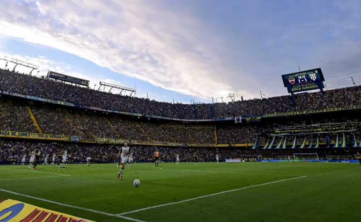 La última decisión que tomó Boca para cuidar el campo de juego de La Bombonera