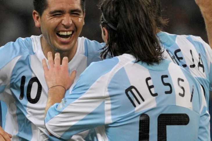 Las conversaciones de WhatsApp entre Riquelme y Messi