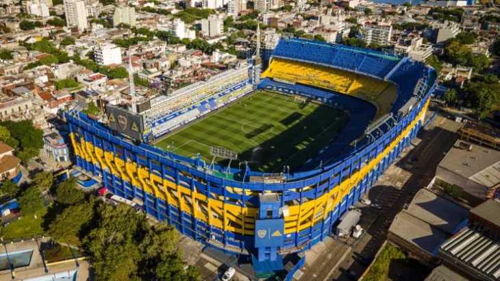 Las fotos del campo de juego de La Bombonera tras el diluvio en Buenos Aires