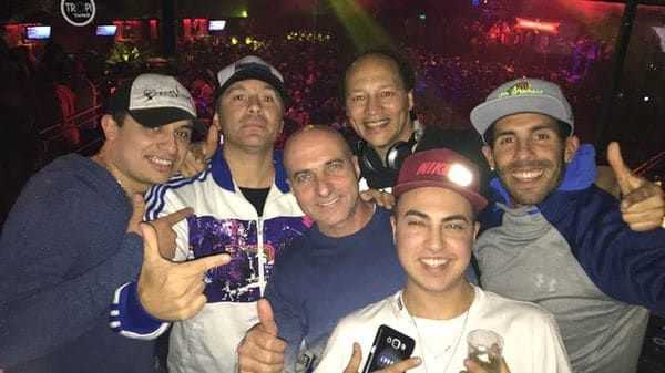 Las imágenes de Carlos Tevez de fiesta, junto a Pablo Lescano y sus amigos