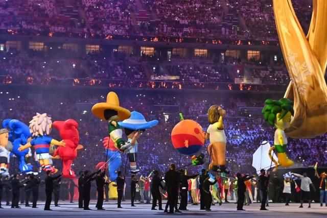 Las mascotas que protagonizaron la inauguración de Qatar 2022 y el personaje argentino que sorprendió