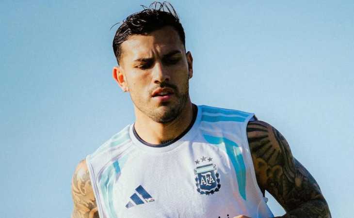 Leandro Paredes hizo trabajos en campo y avanza en la recuperación de su microdesgarro