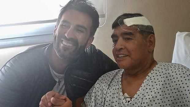 Leopoldo Luque, médico de Maradona, falsificó la firma del exjugador