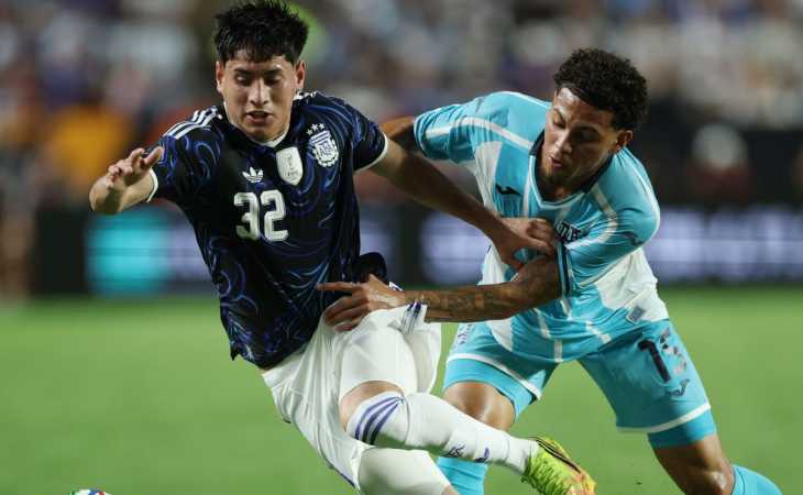 Lionel Scaloni elogió a Tomás Aranda tras su debut en la Selección Argentina: “Tiene potrero”