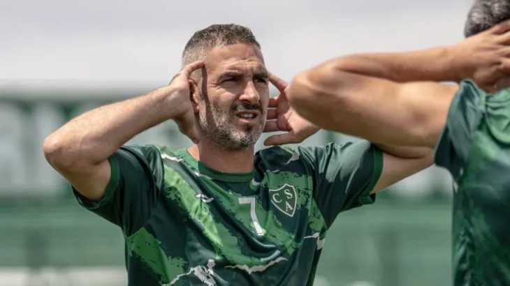 Lisandro López cambió camiseta con Pol Fernández tras el partido entre Boca y Sarmiento