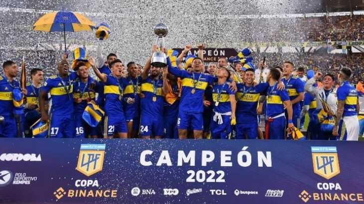 Llamaron a Riquelme: el defensor de Boca que podría salir en este mercado