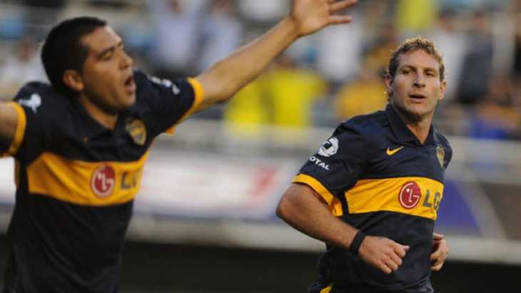 Llegó a Boca como una figura desde Brasil, pero se encontró con la interna entre Riquelme y Palermo