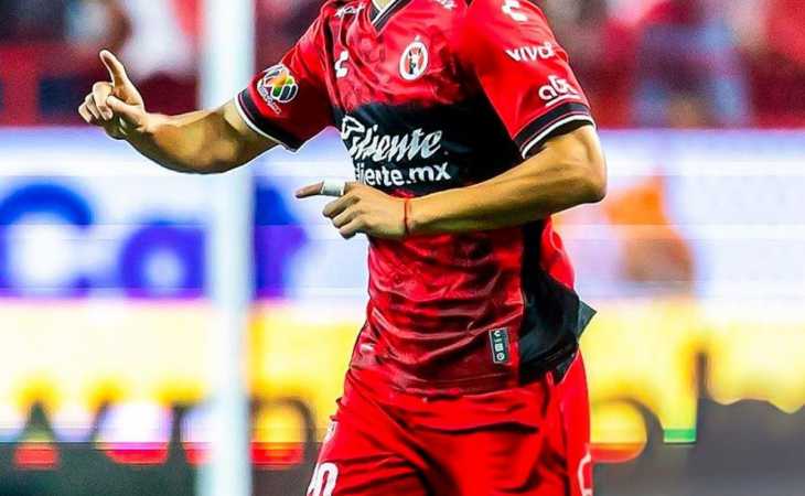 Llegó a Boca desde Europa, le fue mal y ahora busca relanzarse en México: qué es de la vida de Ezequiel Bullaude