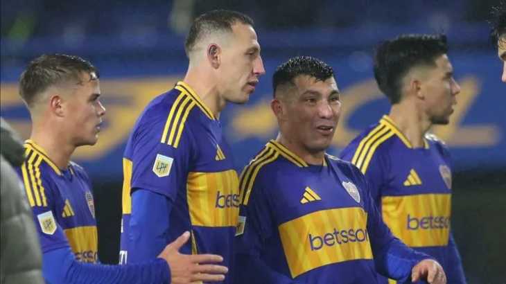 Llegó por pedido de Riquelme, Gago no lo tiene en cuenta y podría irse de Boca en menos de seis meses
