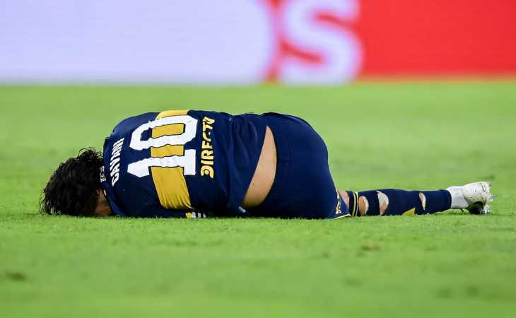 “Lo tuvieron que sacar entre tres”: la interna detrás del sufrimiento de Cavani por su lesión