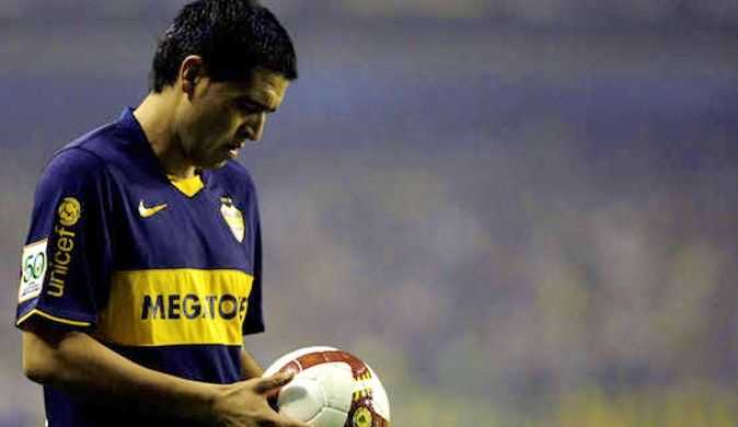 Los años no pasan para Riquelme