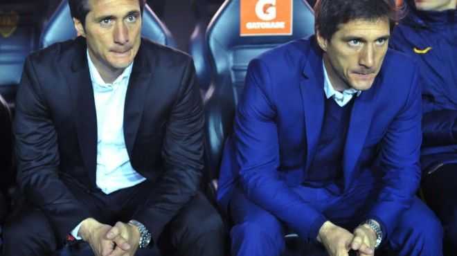 Los Barros Schelotto, con el celular al rojo vivo