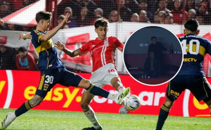 Los gestos de fastidio de Riquelme en pleno partido de Boca: hubo debate futbolístico con Delgado en el palco