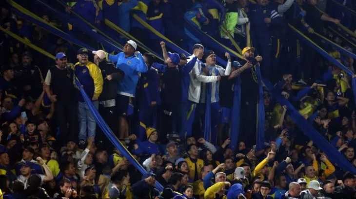 Los hinchas de Boca estallaron contra un refuerzo tras el empate ante Barracas: A los de azul, te lo pido de rodillas