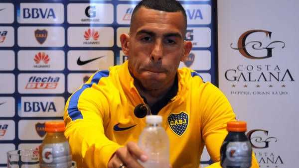 Los motivos que empujarían a Tevez al retiro