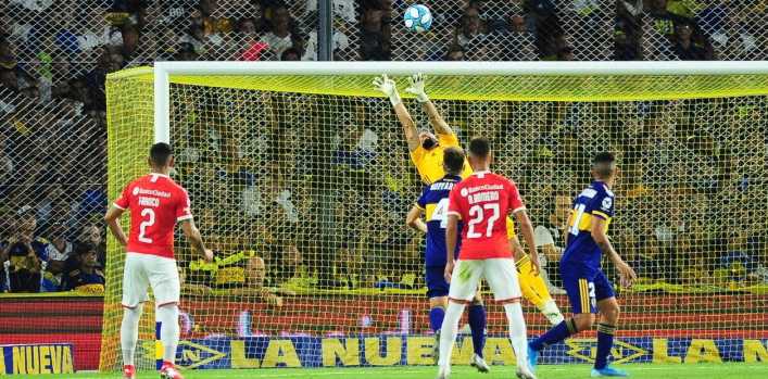 Los tres atajadones de Marcos Díaz