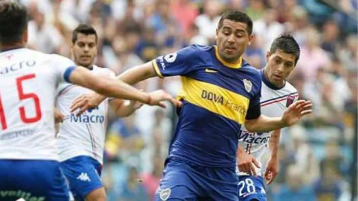 Lucas Janson, Juan Román Riquelme y la vez que intercambiaron camisetas en un Boca - Tigre