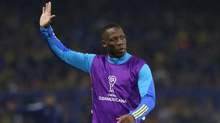 Luis Advíncula y un firme mensaje tras su expulsión y la eliminación de Boca