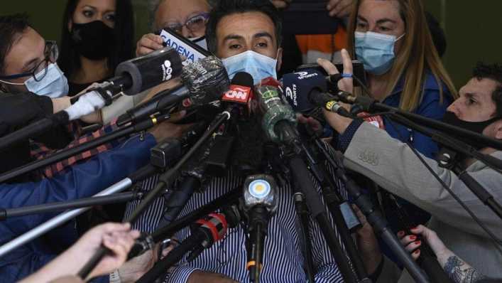 Maradona continuará internado por un cuadro de abstinencia