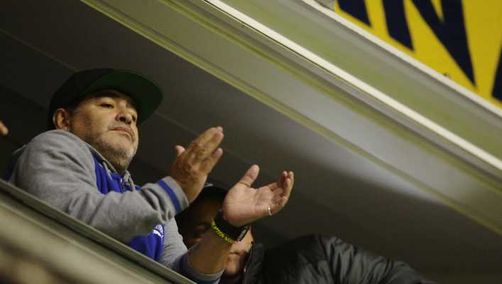 Maradona explotó contra la dirigencia de Boca Juniors