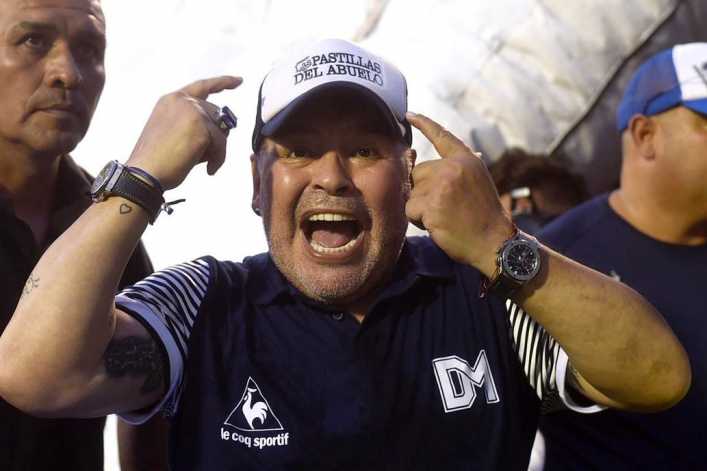 Maradona pasó al ataque: No es Ameal, es Amear