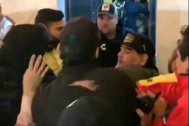 Maradona perdió los papeles tras perder la final de Ascenso