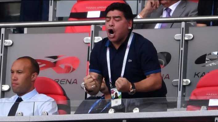 Maradona quiere volver a la Selección Argentina ¡y gratis!