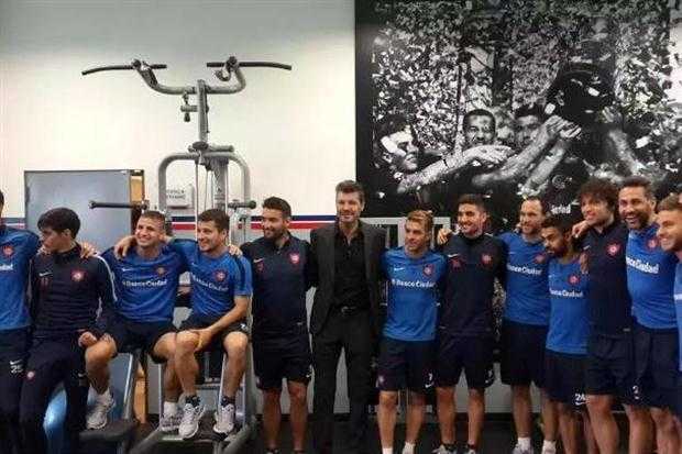 Marcelo Tinelli, en campaña: cuál fue el mensaje detrás de su visita al entrenamiento de San Lorenzo