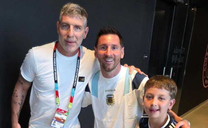 Martín Palermo visitó a la Selección Argentina: las fotos virales con Paredes, Messi y Scaloni