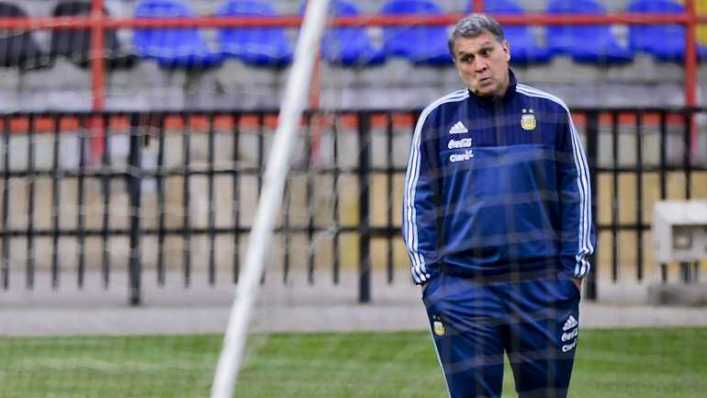 Martino anunció que citará a Tevez y Gago, mientras que no descartó a Messi