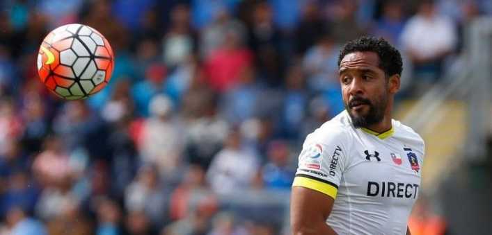 Medio argentino asegura que Boca Juniors ya le habría ofrecido contrato a Beausejour