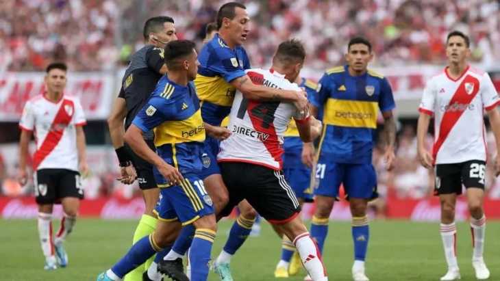 ¡Menos de un tiempo! La insólita cantidad de minutos que se jugó el River vs. Boca