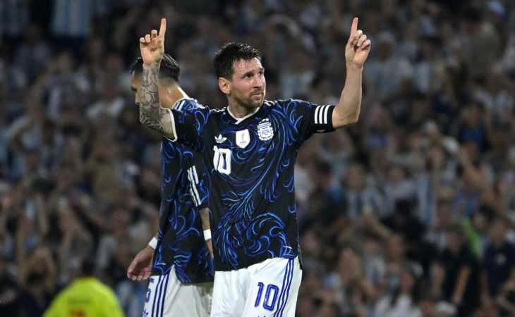 Messi se retira de la Selección Argentina: cuántas veces jugó en La Bombonera y su conexión con la hinchada azul y oro
