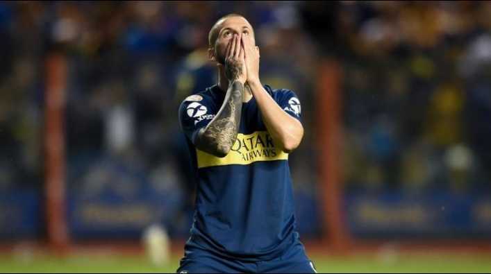 Mientras espera volver, Benedetto mostró su faceta más tierna