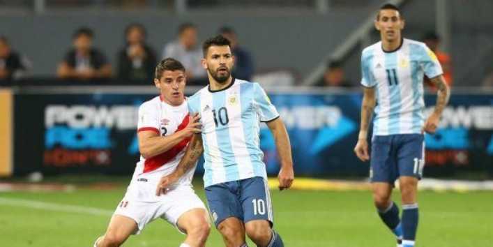 Nadie entra, nadie sale: Jorge Sampaoli no reemplazará a Aguero