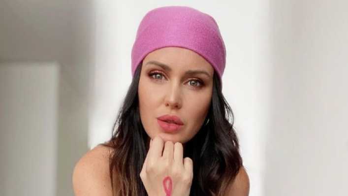 Natalie Weber y un video para decirle adiós al 2020