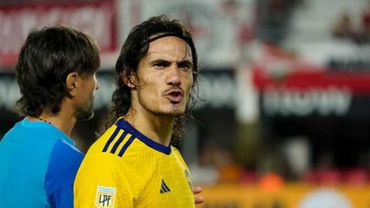 No se vio en TV: El gesto de Cavani a la hinchada de Estudiantes tras ser insultado