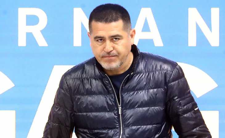 No vendrá a Boca: Riquelme quiso a Adonis Frías en este mercado, pero ahora será compañero de Neymar