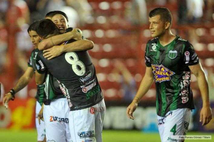 Nueva Chicago le dio el golpe final para el ciclo de Claudio Borghi