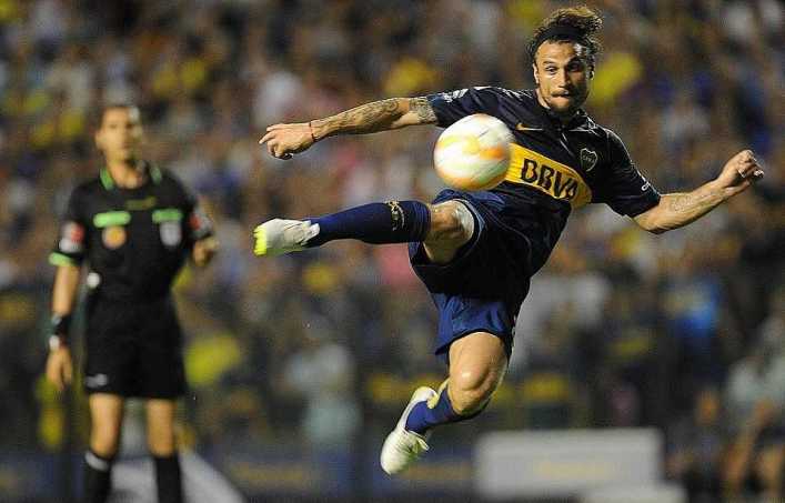 Osvaldo debutó con gol y triunfo xeneize